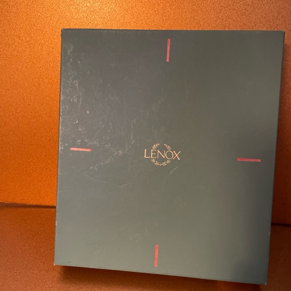 Lenox Wedding Guest Book,Lenox China Wedding Bells on Front, new in original box - Picture 2 of 10